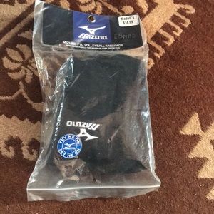 Mizuno Volleyball Knee Pads 🏐